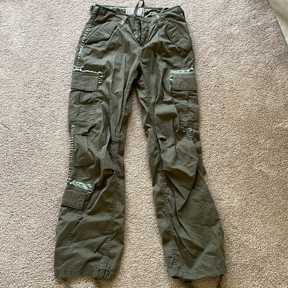 Abercrombie Relaxed Cargo Pant size 25 R